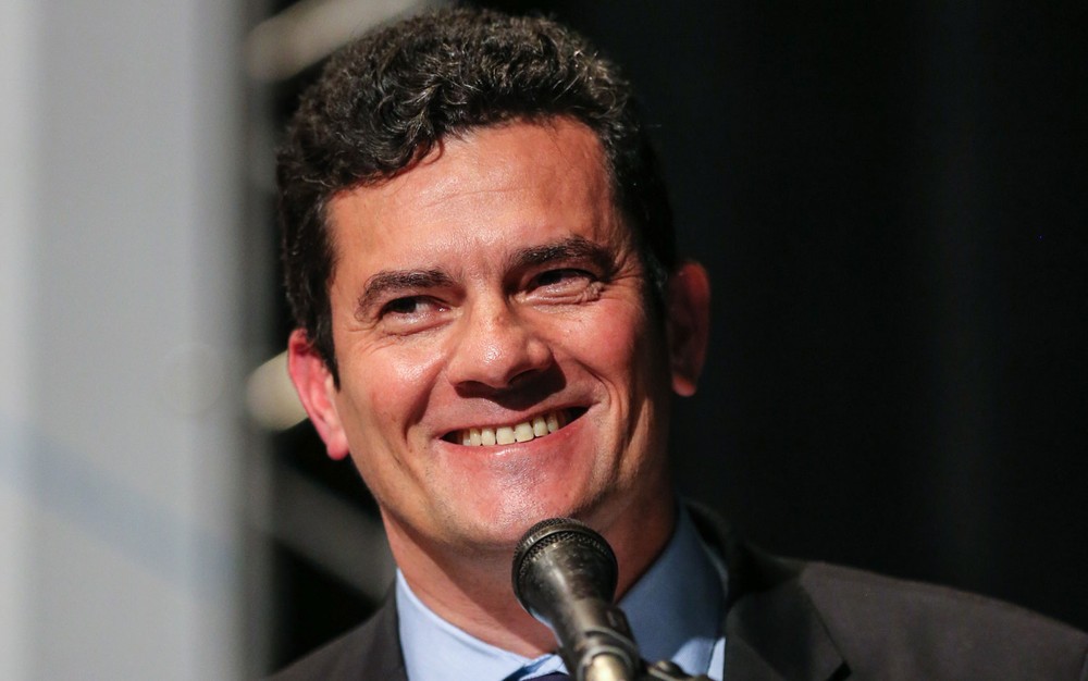 Moro é exonerado do cargo de juiz para ser ministro do governo Bolsonaro