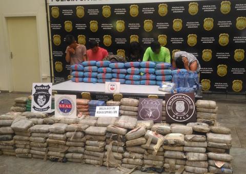 Cinco pessoas são presas e 300 kg de drogas são apreendidos no Amazonas