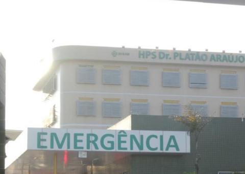 Homem morre com estocadas de faca após discutir com adolescente em Manaus