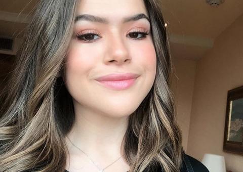 Maisa Silva posta foto rara de biquíni e dá corte em internauta assediador 