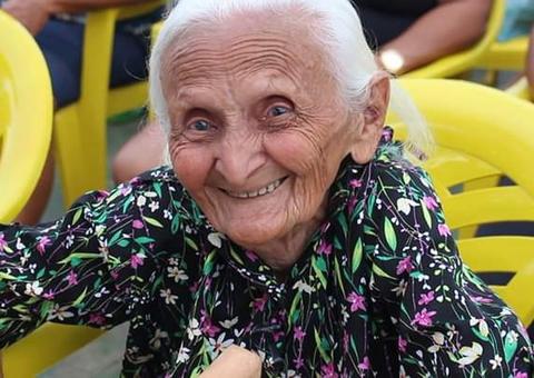 Homem invade casa e mata idosa de 106 anos a pauladas por R$ 30