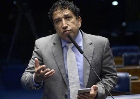 Sem lugar no governo Bolsonaro, Magno Malta está na 'geladeira' da transição