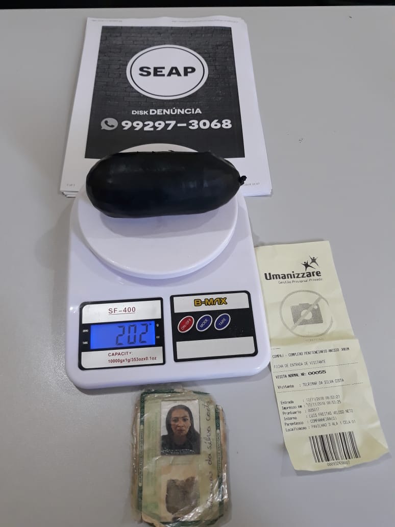 Sete visitantes são detidas tentando entrar com drogas em presídios de Manaus