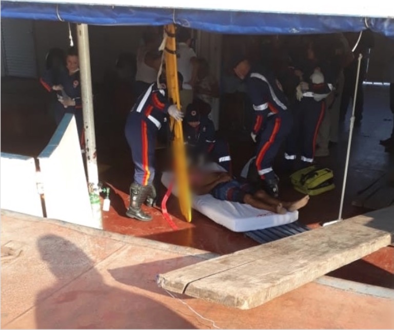 Idoso passa mal dentro de barco e morre ao chegar ao Porto da Ceasa em Manaus