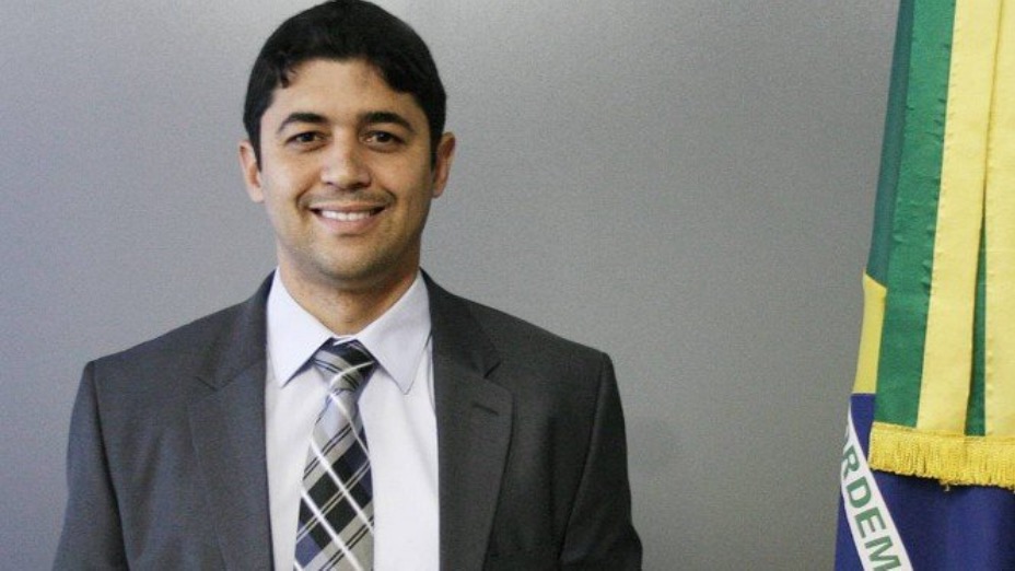 Bolsonaro anuncia primeiro nome de Temer em seu governo