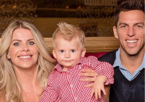 Karina Bacchi e Amaury Nunes se casam em sigilo antes de festão