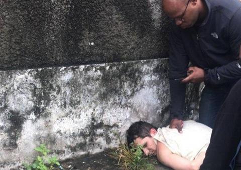 Parentes encontram na rua e prendem suspeito de matar ex-mulher a facadas