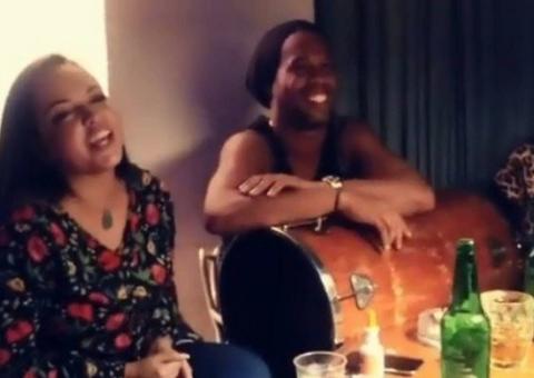 Ronaldinho Gaúcho termina noivado duplo e ex-noivas deixam mansão