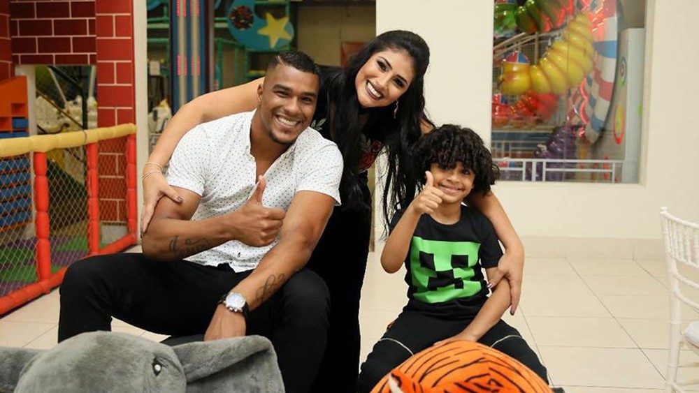 Goleiro doa órgãos do filho e desabafa: 'Propósito do Lucca aqui era de salvar vidas’