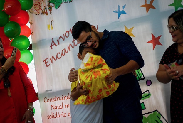 TJAM convida sociedade a presentear crianças e adolescentes em unidades de acolhimento 