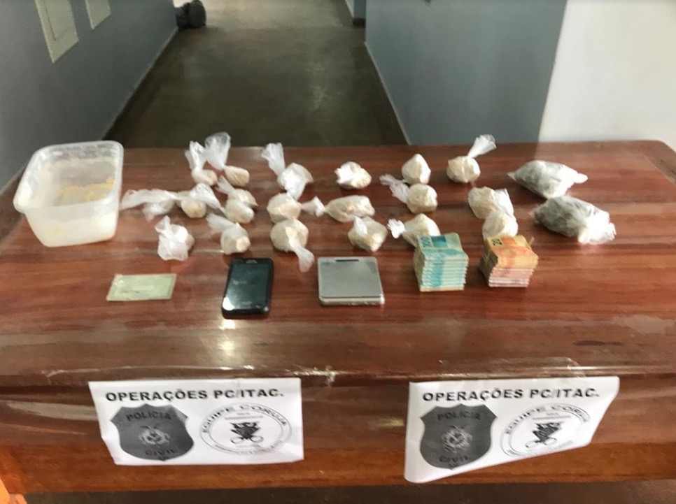 Drogas e R$12 mil em espécie são apreendidos em casa no Amazonas