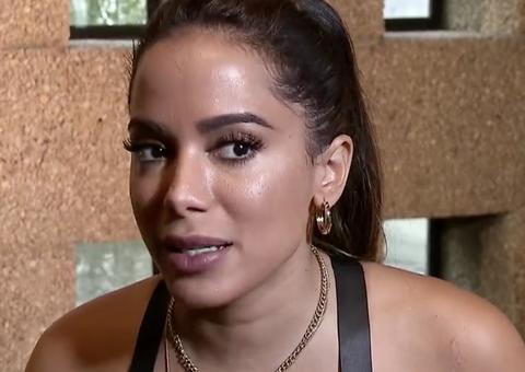 Anitta fala sobre fase depressiva e neura com o corpo