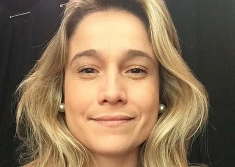 Fernanda Gentil ganha festinha em casa em aniversário de 32 anos