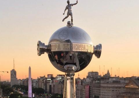  Grande final da Libertadores faz a Argentina parar