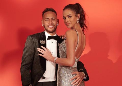 Recém-separados, Bruna Marquezine vai apresentar evento do Instituto Neymar