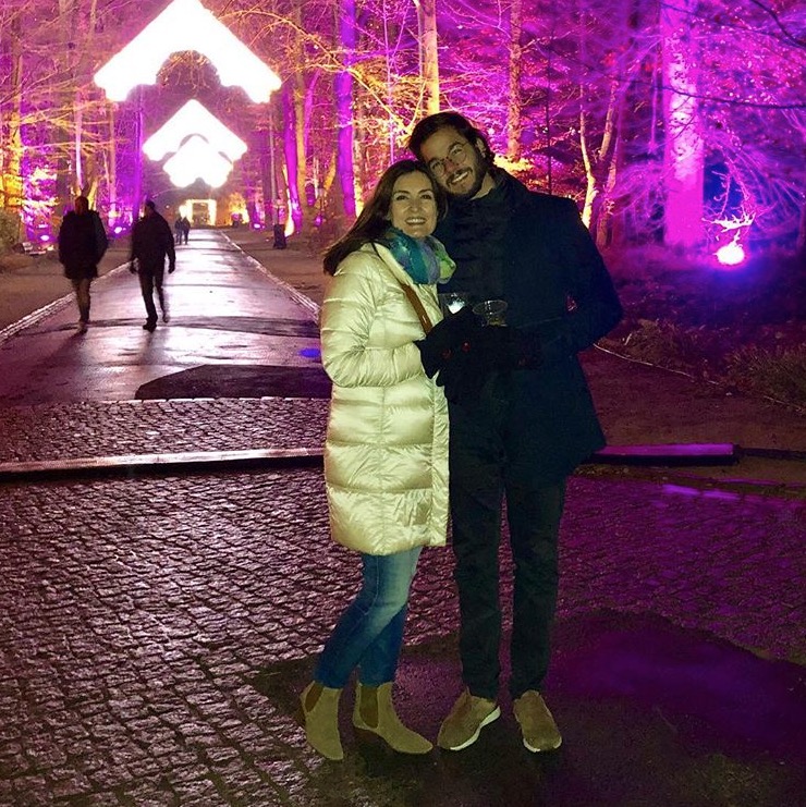 Depois de Paris, Fátima Bernardes curte inverno na Alemanha com o namorado