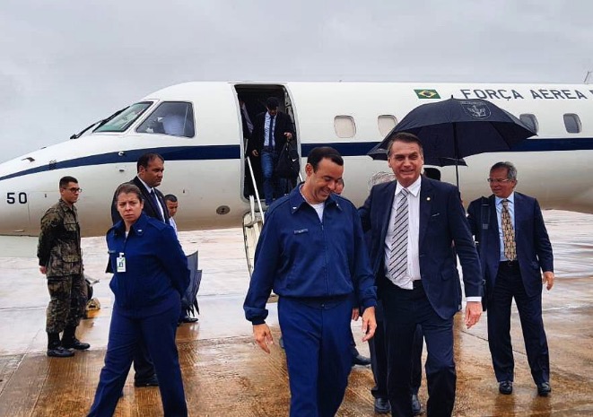 Bolsonaro diz que pode ser operado em 20 de janeiro, caso inflamação melhore