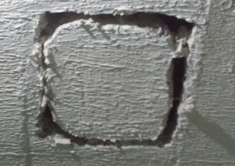 Em Manaus, polícia flagra buraco no teto de cela do CDPM2 e frustra plano de fuga