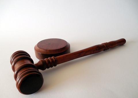 Cabe à empresa provar que depositou FGTS do trabalhador, reafirma TST