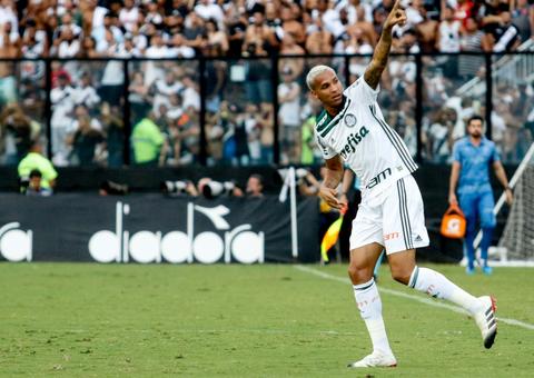 Bolsonaro parabeniza Palmeiras pelo título brasileiro