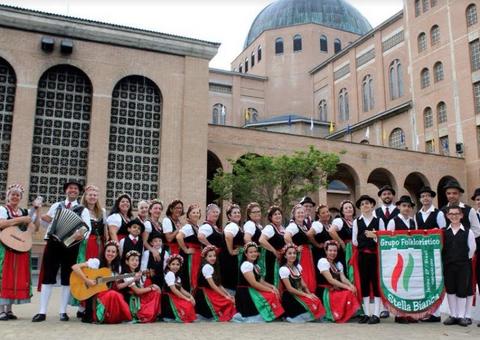  Grupo Folklorístico Stella Bianca fará apresentação única no Teatro do Amazonas