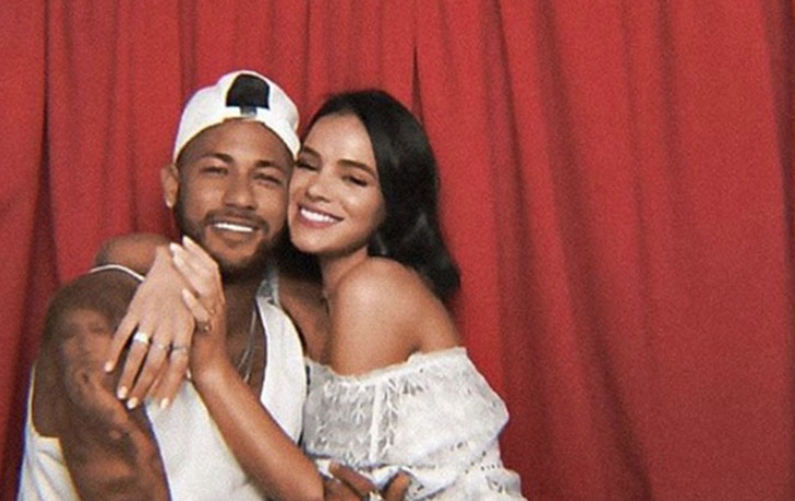 Pai de Neymar sobre Bruna Marquezine: ‘o problema é entre ela e meu filho’