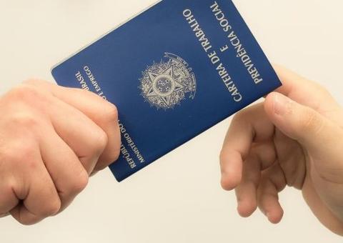 Diferença salarial entre mulheres e homens aumenta após 23 anos