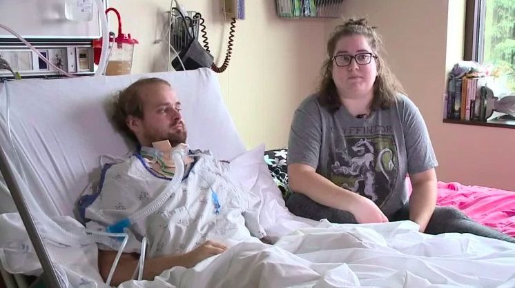 Homem se casa e fica paralisado após se resfriar em lua de mel