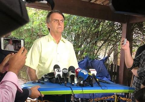 Bolsonaro afirma que Mais Médicos servia para ‘financiar ditadura’ em Cuba