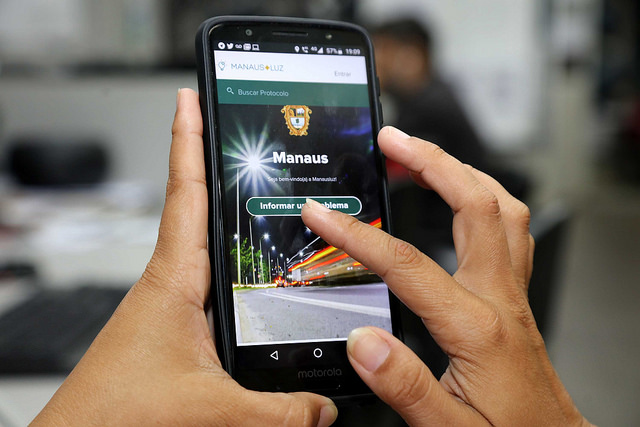 Aplicativo tem mais de 2 mil solicitações de serviços para iluminação pública