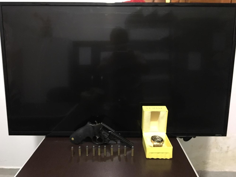 Polícia rastreia acessos à Netflix e recupera televisão furtada 