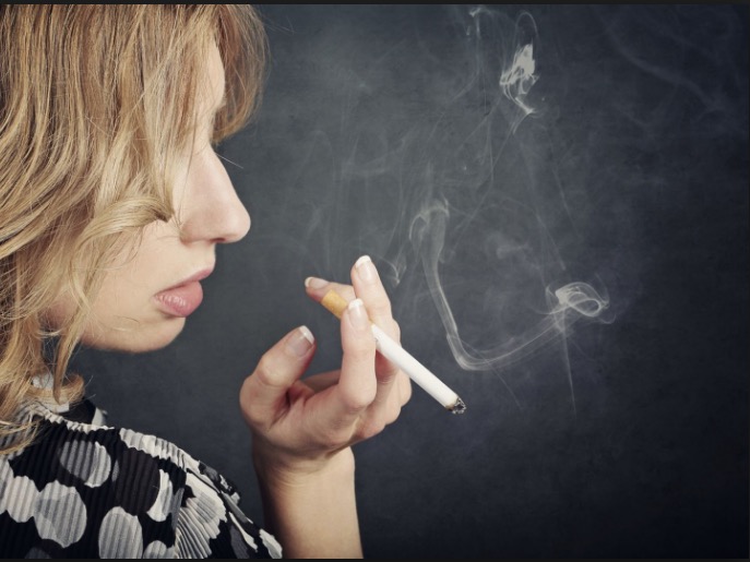 Maioria dos adolescentes não enfrentam dificuldades ao comprar cigarros, diz INCA