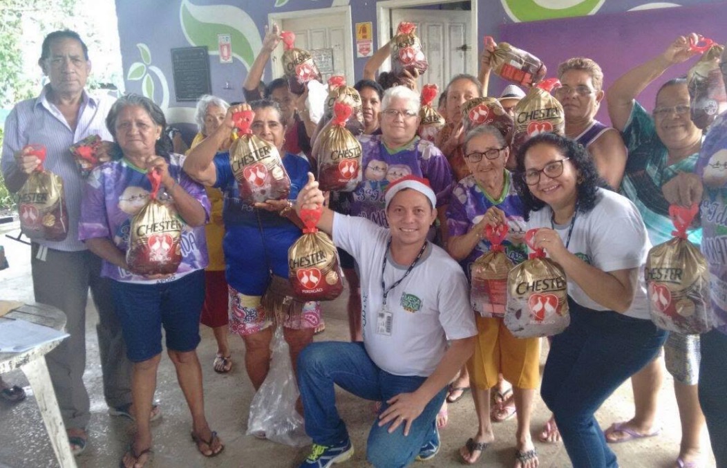 Programa Mesa Brasil doa 15 mil chesteres para instituições sociais