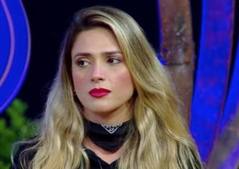 Expulsa de ‘A Fazenda’, Nadja assina contrato com a Record e ganha reality próprio 