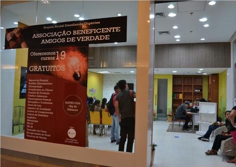 800 vagas para cursos de qualificação profissional são ofertadas nesta quinta-feira em Manaus