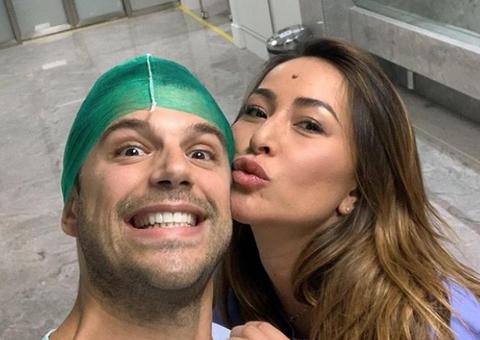 Depois de 24h em trabalho de parto, Sabrina Sato dá a luz a Zoe