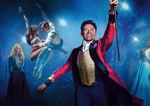Hugh Jackman anuncia turnê mundial com músicas de O Rei do Show e Os Miseráveis