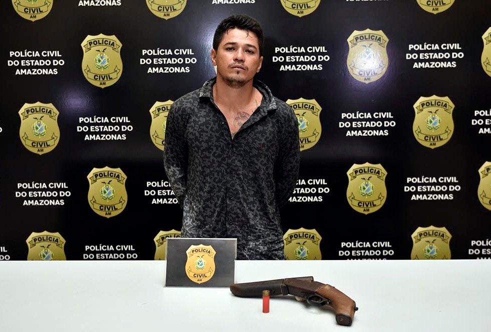 Suspeito de tráfico de drogas é preso com espingarda no Amazonas