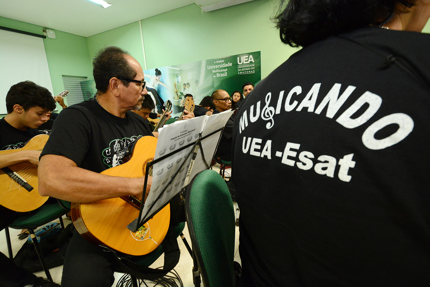 Inscrições gratuitas para 172 vagas no projeto Musicando encerram nesta sexta