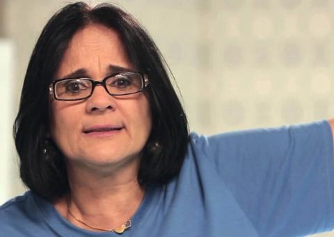 Bolsonaro convida Damares Alves para Direitos Humanos e desagrada setor evangélico