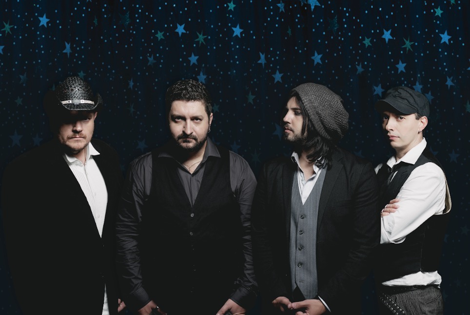 Rosa de Saron faz show de despedida em Manaus 	