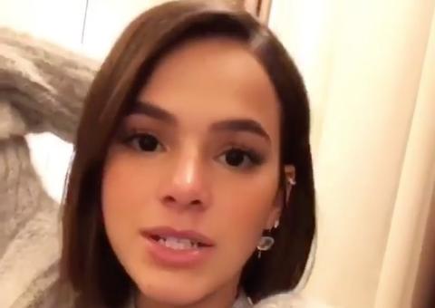 Bruna Marquezine se irrita ao ser marcada em foto de amigas de Neymar