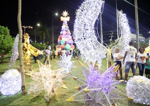 Zona norte de Manaus ganha árvore de natal sustentável