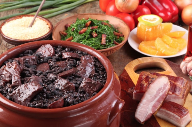 Gres Vila da Barra lança enredo 2019 em feijoada neste domingo