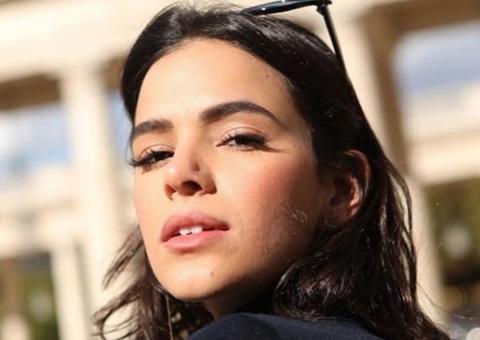 Marquezine se revolta após rumores de conversas com Neymar e dispara 'Mentira'