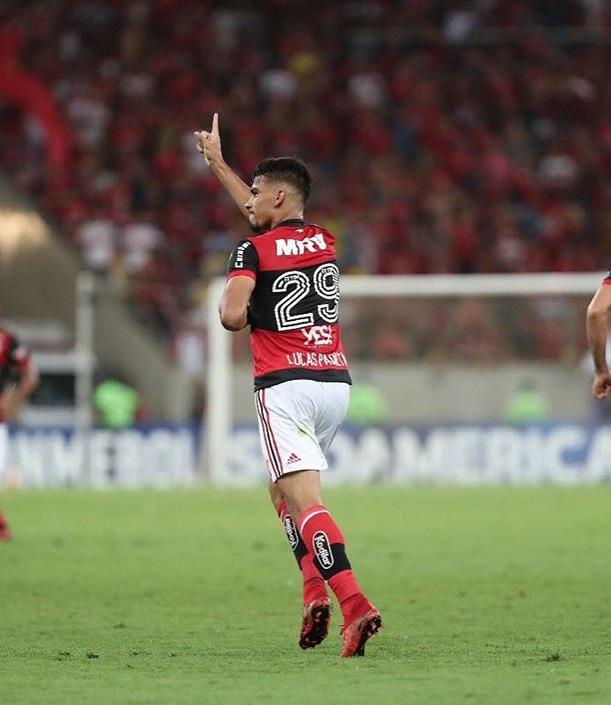 Emocionado, Lucas Paquetá se despede do Flamengo: 'Gratidão eterna'