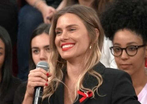 Internautas detonam Carolina Dieckmann após atriz falar sobre casamento: 'Estava obesa'