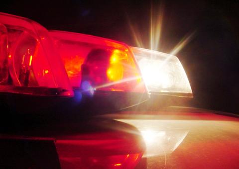 Polícia é acionada para ocorrência e encontra PM baleado após assalto no RJ