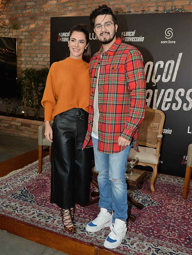 Luan Santana compra mansão e fala sobre planos de morar com Jade Magalhães