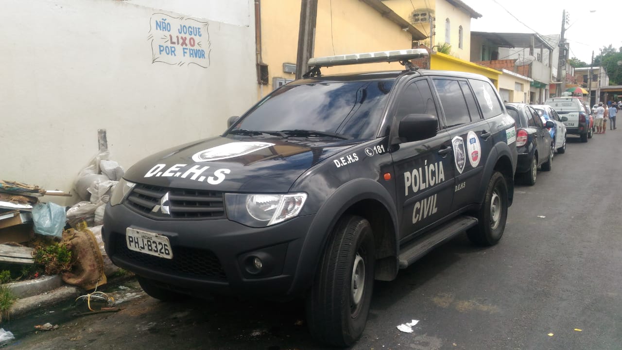 Jovem de 19 anos é morta a facadas durante assalto a residência em Manaus